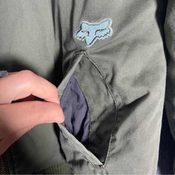 Fox Women’s Junior Large Green Military Style Faux Fur Hooded Jacket 90s Y2K - Picture 8 of 14